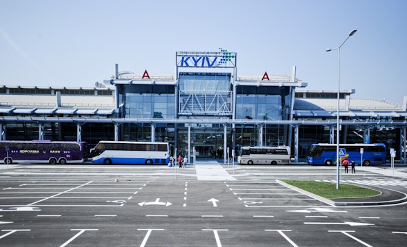 Aeroporto de Zhulyany