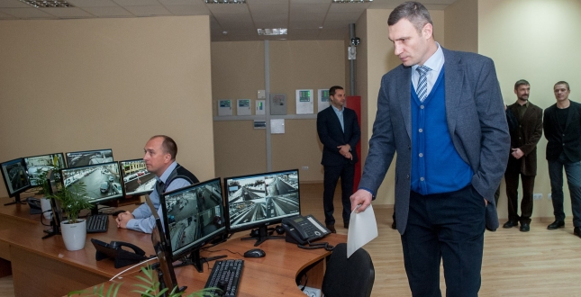 Klitschko opens a data center