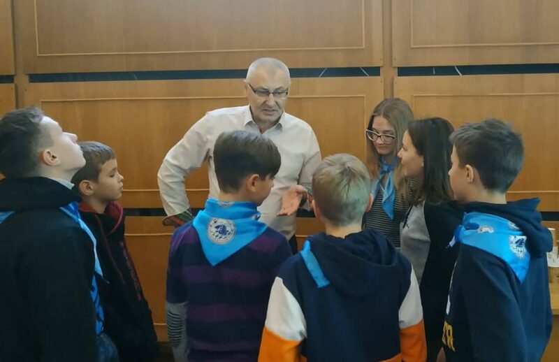 Олександр Іванович Рибченко - добре відомий у Києві дитячий шаховий тренер