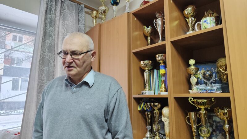 Олександр Іванович Рибченко - добре відомий у Києві дитячий шаховий тренер